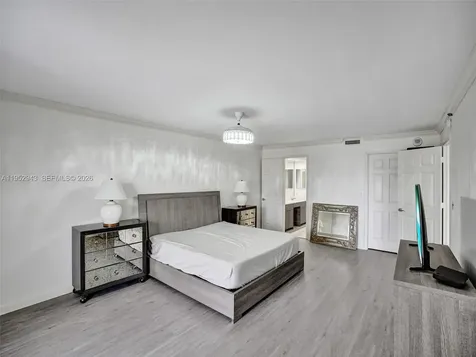 1167 Hillsboro Mile Hillsboro Beach FL 33062