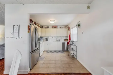 301 SW 135th Avenue Pembroke Pines FL 33027