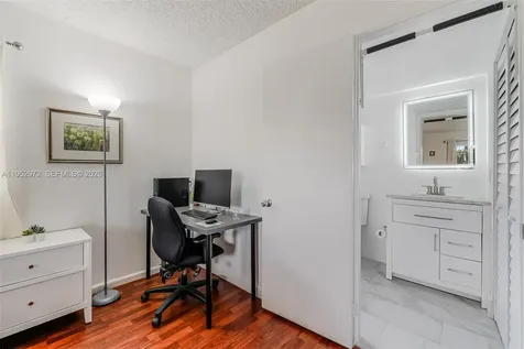 301 SW 135th Avenue Pembroke Pines FL 33027
