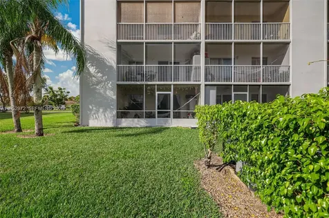 301 SW 135th Avenue Pembroke Pines FL 33027