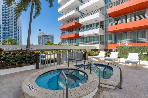 101 Ocean Drive Miami Beach FL 33139