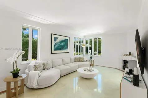 4580 Post Avenue Miami Beach FL 33140