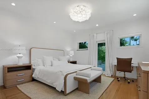 4580 Post Avenue Miami Beach FL 33140