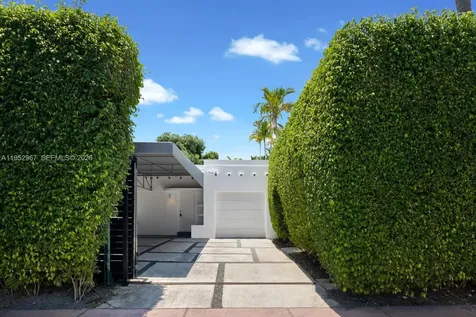 4580 Post Avenue Miami Beach FL 33140