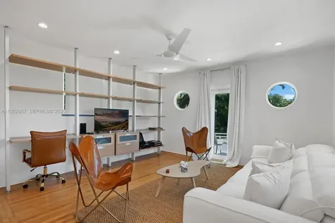4580 Post Avenue Miami Beach FL 33140