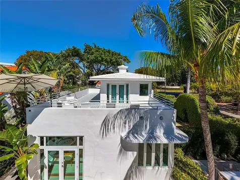4580 Post Avenue Miami Beach FL 33140