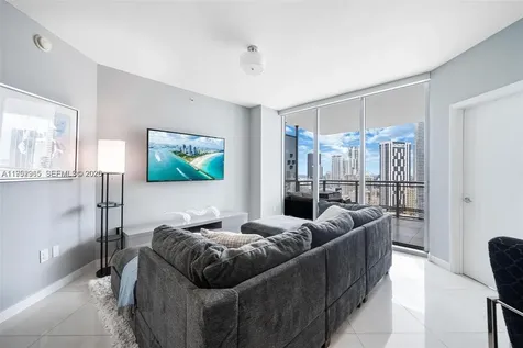 350 S Miami Avenue Miami FL 33130