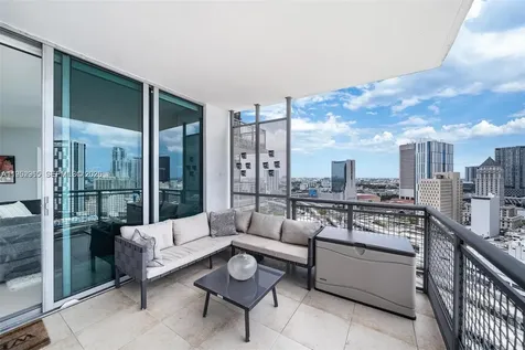 350 S Miami Avenue Miami FL 33130