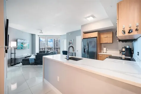 350 S Miami Avenue Miami FL 33130