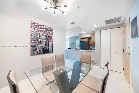 350 S Miami Avenue Miami FL 33130