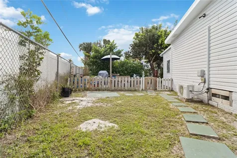 5720 SW Cypress Drive Dania Beach FL 33312