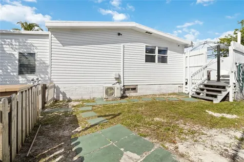 5720 SW Cypress Drive Dania Beach FL 33312