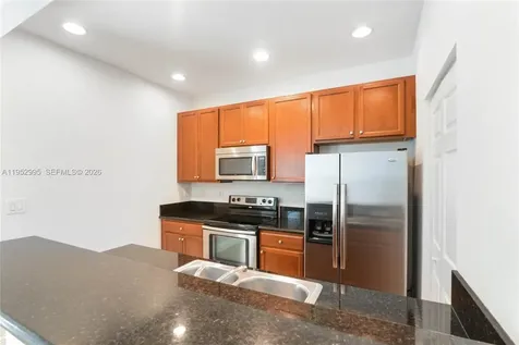 1108 SW 146th Terrace Pembroke Pines FL 33027