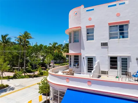 7300 Ocean Terrace Miami Beach FL 33141