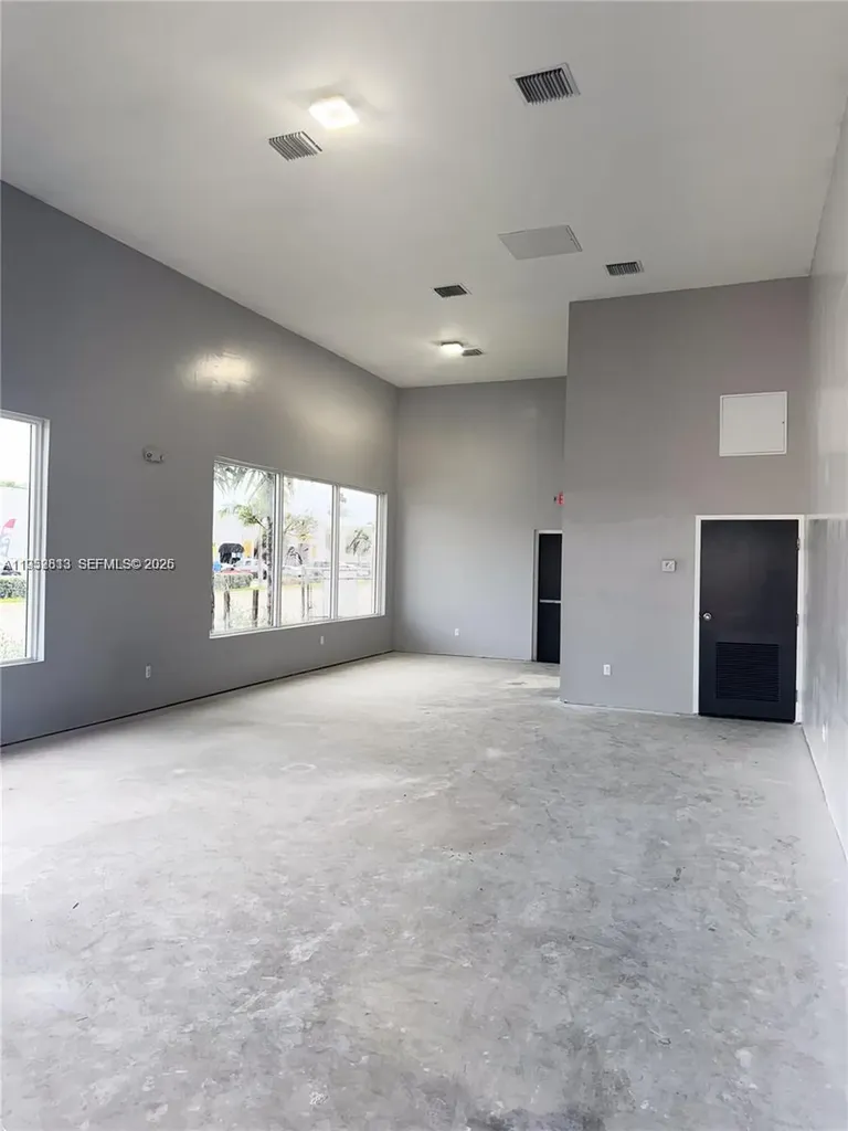 4030 Pembroke Road Hollywood FL 33021