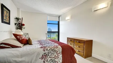 20281 E Country Club Drive Aventura FL 33180