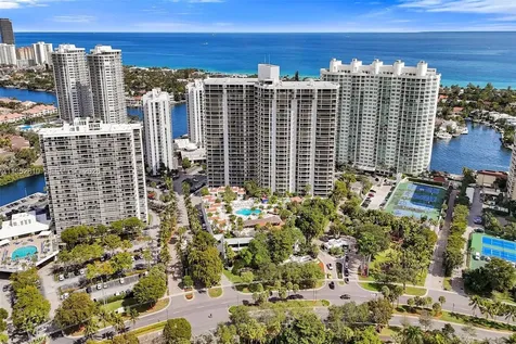 20281 E Country Club Drive Aventura FL 33180