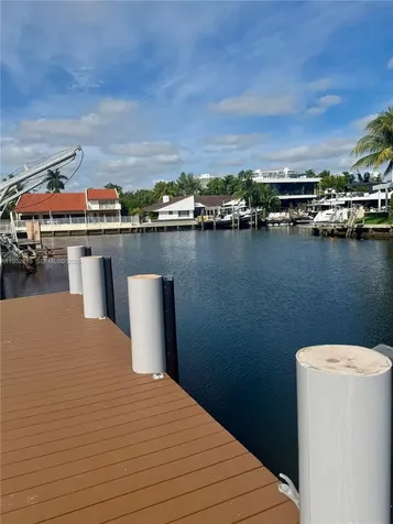16453 NE 33rd Avenue North Miami Beach FL 33160