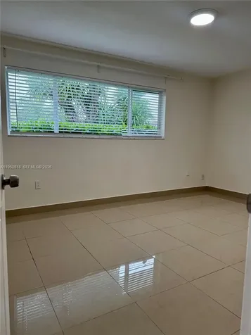 16453 NE 33rd Avenue North Miami Beach FL 33160