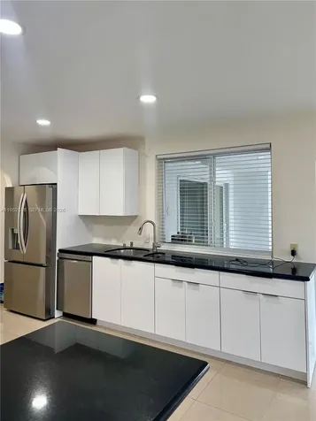16453 NE 33rd Avenue North Miami Beach FL 33160