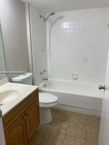 5841 Riverside Drive Coral Springs FL 33067