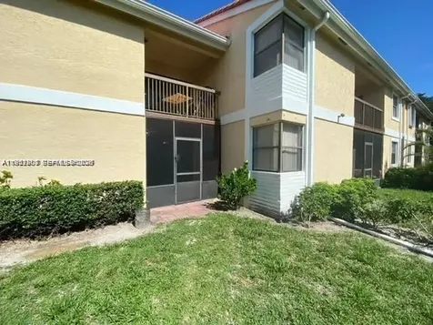 5841 Riverside Drive Coral Springs FL 33067