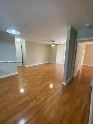 5841 Riverside Drive Coral Springs FL 33067