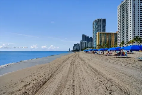 2201 S Ocean Drive Hollywood FL 33019
