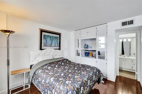 2201 S Ocean Drive Hollywood FL 33019