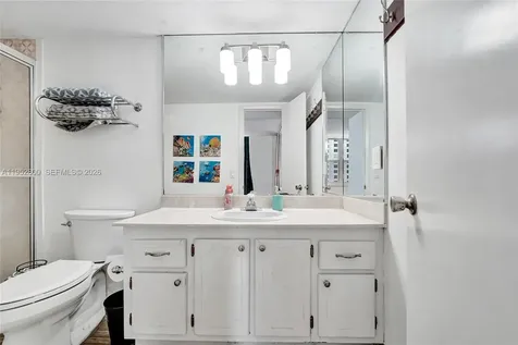 2201 S Ocean Drive Hollywood FL 33019