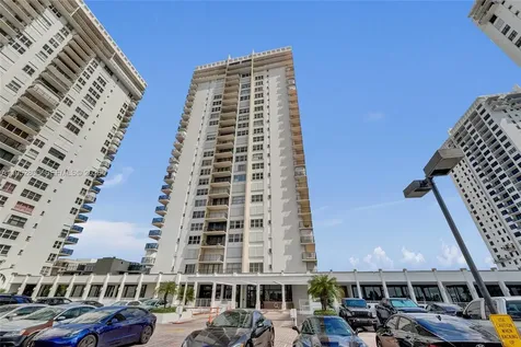 2201 S Ocean Drive Hollywood FL 33019