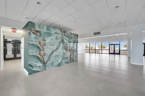 2201 S Ocean Drive Hollywood FL 33019