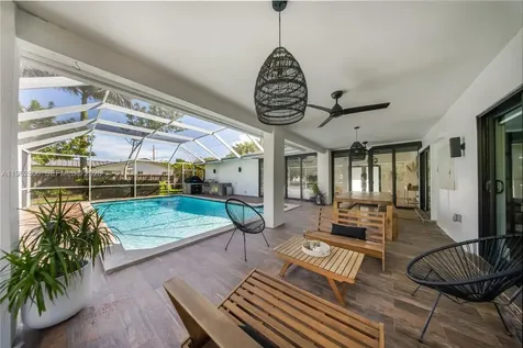 16900 SW 87th Avenue Palmetto Bay FL 33157