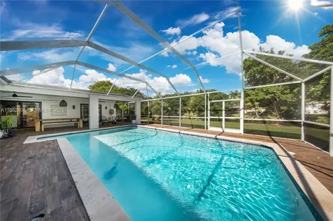 16900 SW 87th Avenue Palmetto Bay FL 33157