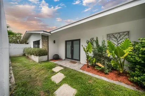 16900 SW 87th Avenue Palmetto Bay FL 33157
