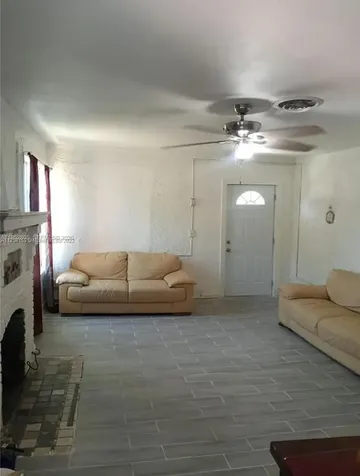 2405 Sunrise Boulevard Fort Pierce FL 34982