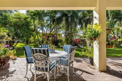 19086 SW 76th Avenue Cutler Bay FL 33157