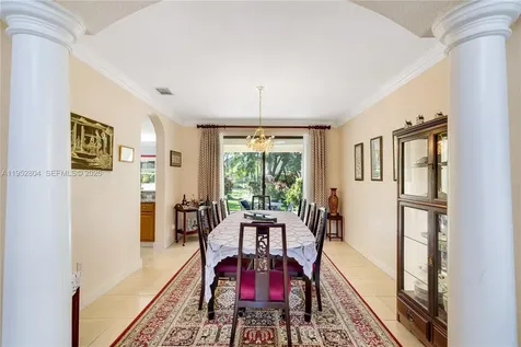 19086 SW 76th Avenue Cutler Bay FL 33157