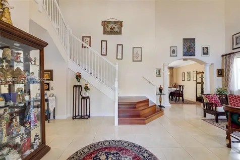 19086 SW 76th Avenue Cutler Bay FL 33157