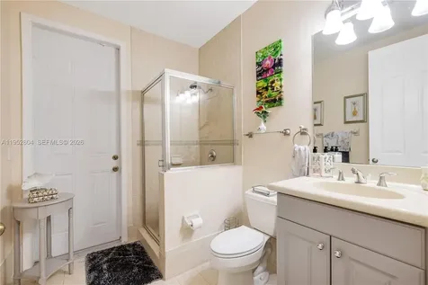 19086 SW 76th Avenue Cutler Bay FL 33157
