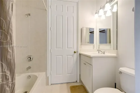 19086 SW 76th Avenue Cutler Bay FL 33157