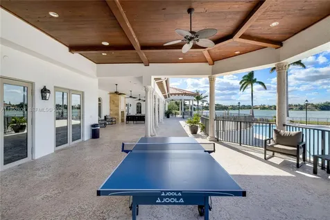 19086 SW 76th Avenue Cutler Bay FL 33157
