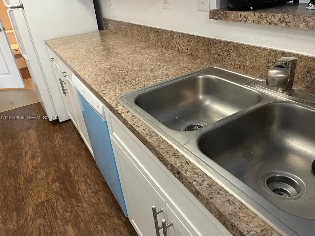 11601 SW 2nd Street Pembroke Pines FL 33025