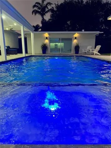 7425 SW 139th Terrace Palmetto Bay FL 33158
