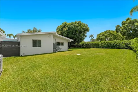 7425 SW 139th Terrace Palmetto Bay FL 33158