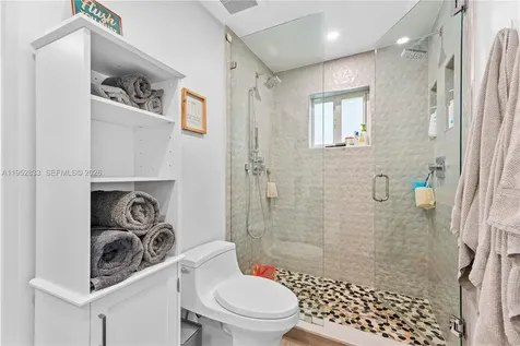7425 SW 139th Terrace Palmetto Bay FL 33158