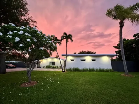 7425 SW 139th Terrace Palmetto Bay FL 33158