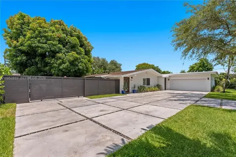7425 SW 139th Terrace Palmetto Bay FL 33158