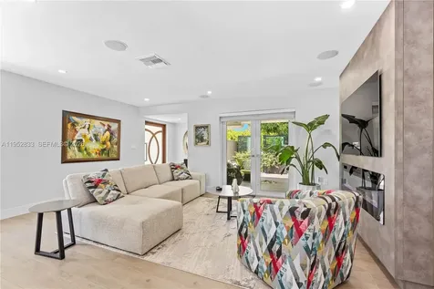7425 SW 139th Terrace Palmetto Bay FL 33158