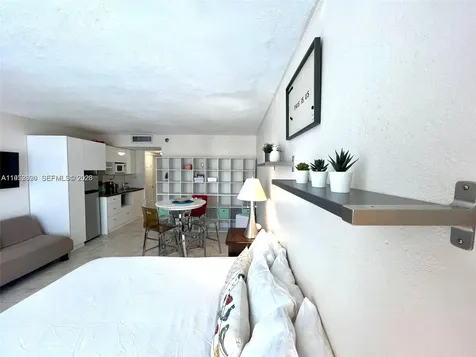 19201 Collins Avenue Sunny Isles Beach FL 33160